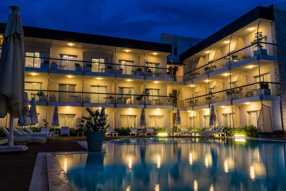 Otel Yeni Çeşme Exteriér fotografie