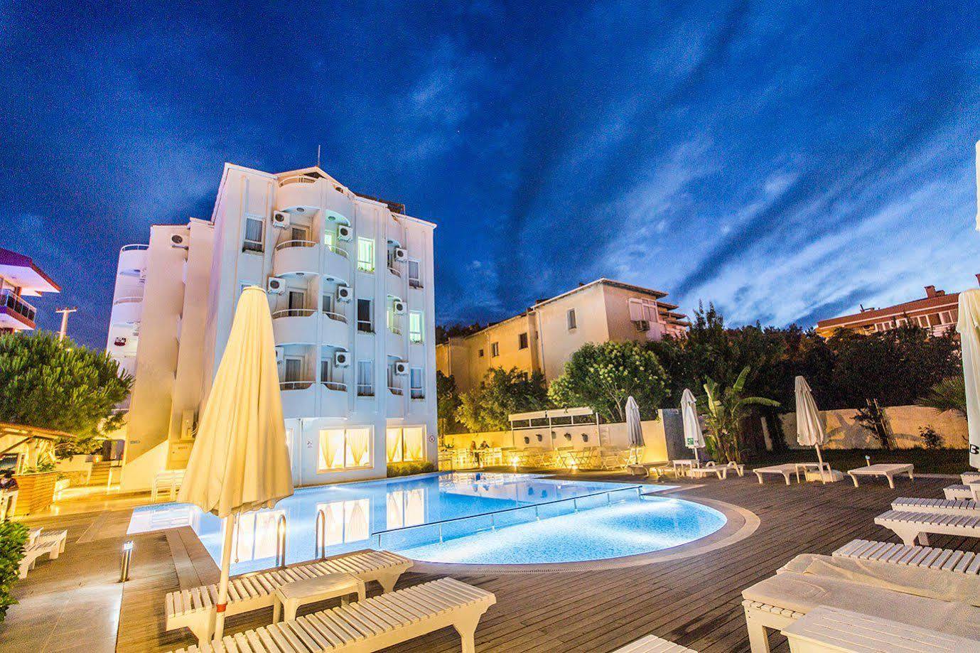 Otel Yeni Çeşme Exteriér fotografie